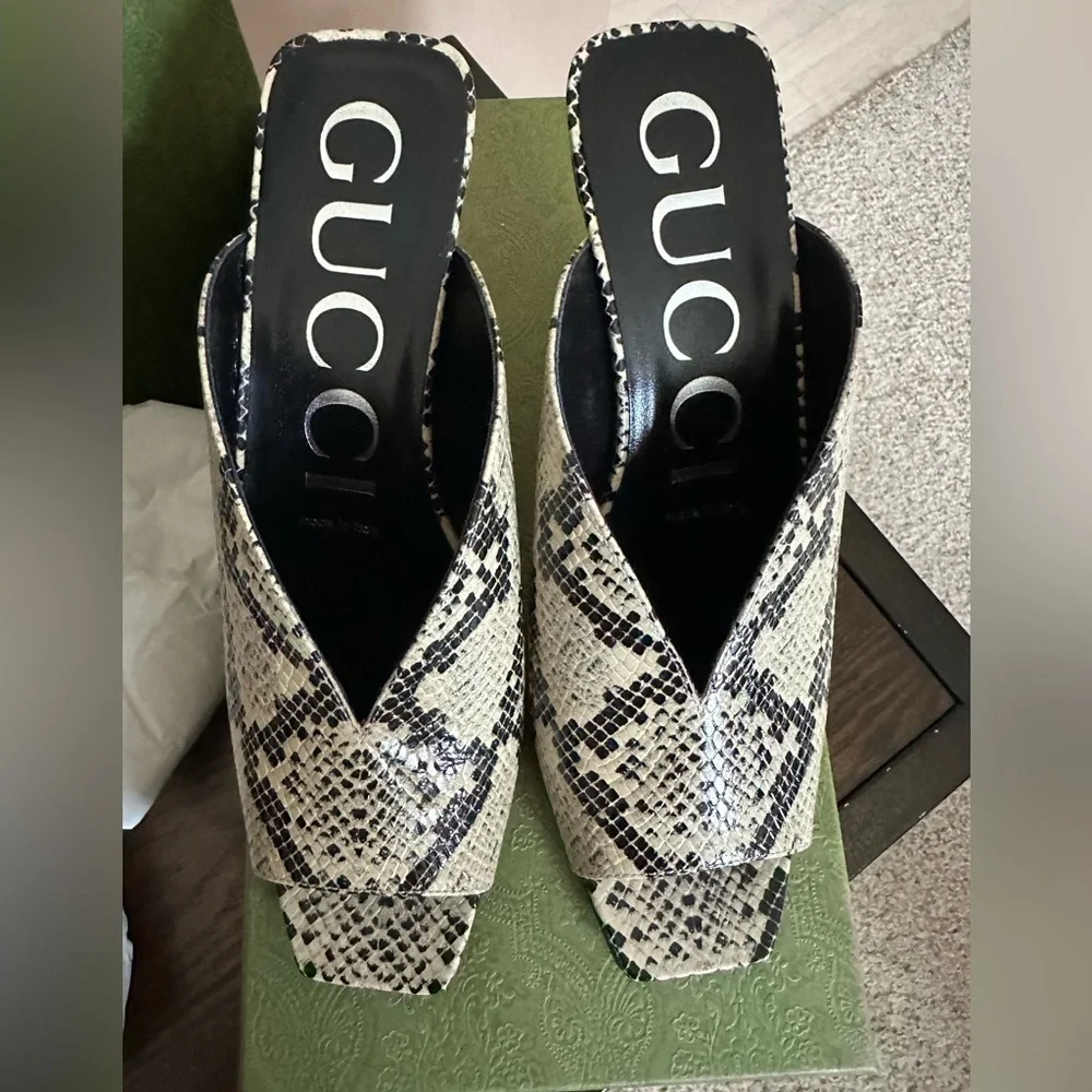 Gucci Python Heels - Picture 3 of 4